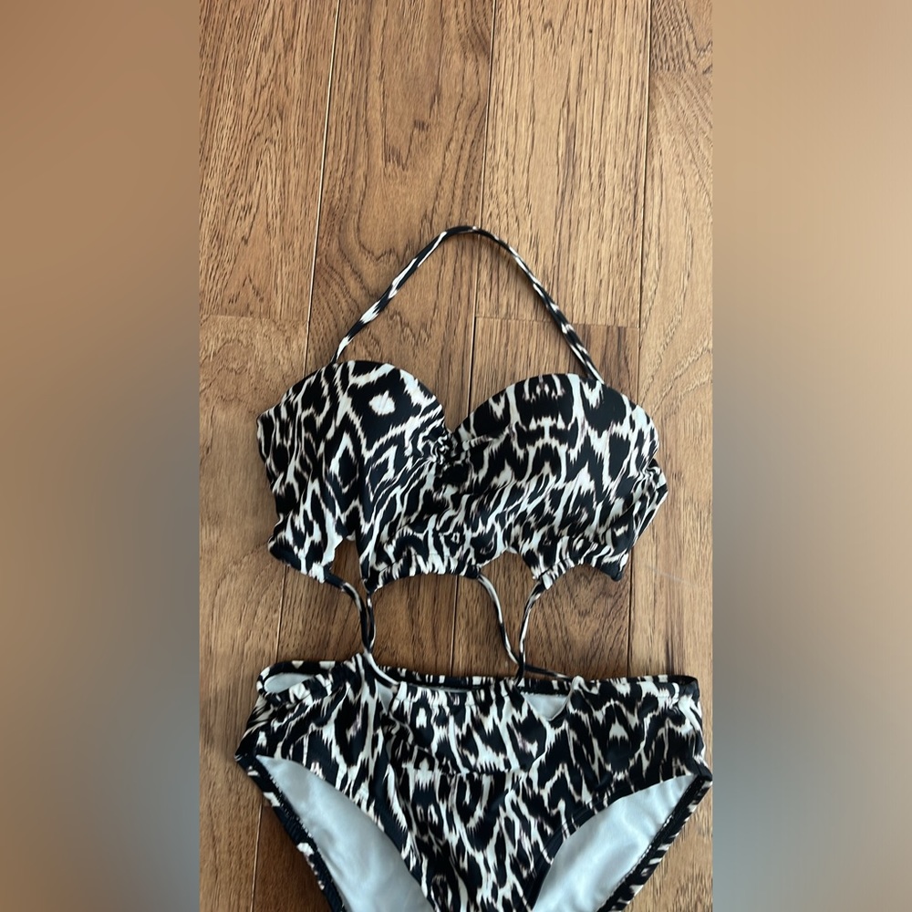 NWT size small Leopard one piece bathing suit xhilaration